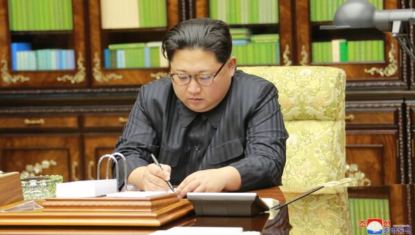 Лидер Северной Кореи Ким Чен Ын. 29 ноября 2017