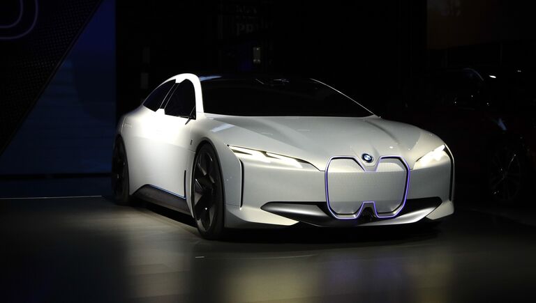 BMW i Vision Dynamics на автосалоне в Лос-Анджелесе