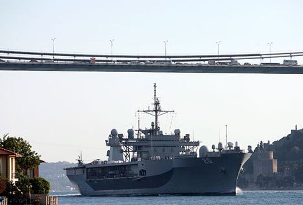 Штабной корабль шестого флота ВМС США Маунт Уитни (Mount Whitney)