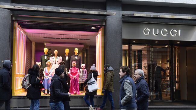 Магазин Gucci в Милане. 4 декабря 2017