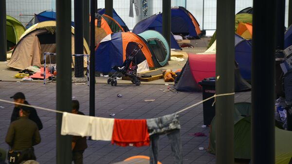 Опустевший палаточный лагерь беженцев у вокзала Калети в Будапеште