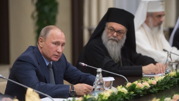 Президент РФ В. Путин встретился с главами делегаций поместных православных церквей