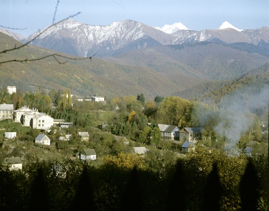 Вид на курорт Красная поляна. 1983 год 