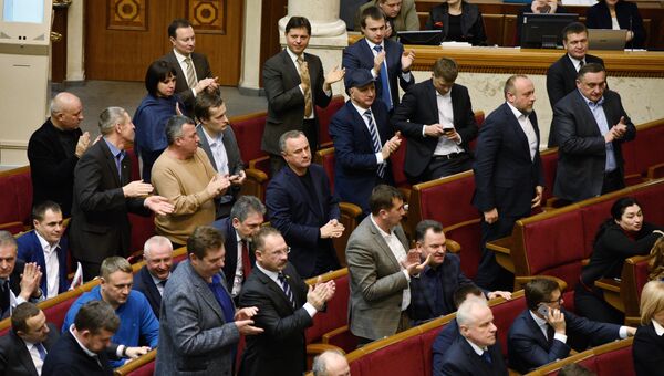 Депутаты на заседании Верховной рады Украины в Киеве. 5 декабря 2017
