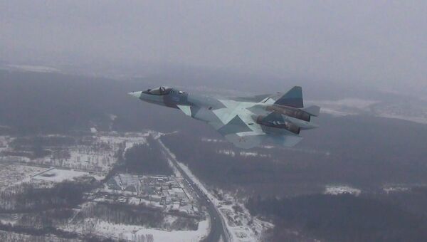 Кадры первого полета Су-57 с новейшим двигателем