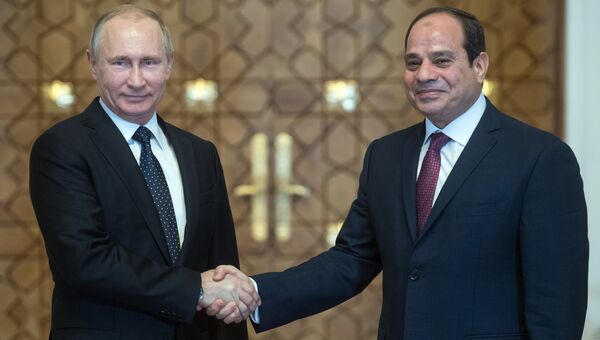 Президент РФ Владимир Путин и президент Египта Абдельфаттах Сиси. Архивное фото