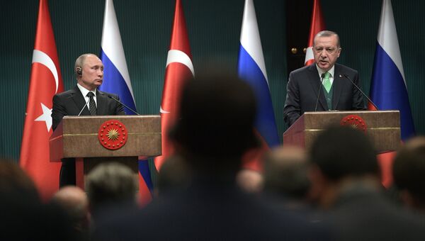 Президент РФ Владимир Путин и президент Турции Реджеп Тайип Эрдоган во время совместного заявления для прессы, Турция. 11 декабря 2017