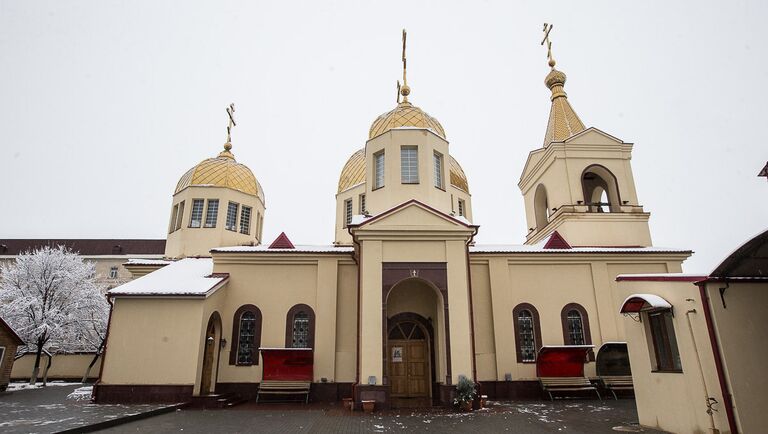 грозненский храм Архангела Михаила, разрушенный во время войны, сегодня полностью восстановлен грозненский храм Архангела Михаила, разрушенный во время войны, сегодня полностью восстановлен