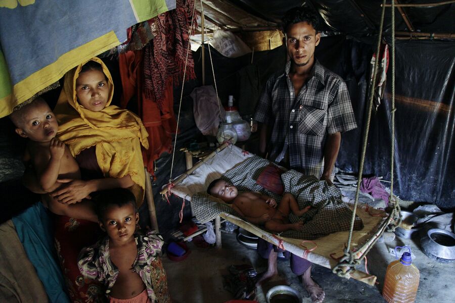 Беженцы рохинджа в лагере Балухали на границе Мьянмы и Бангладеш