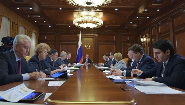 Премьер-министр РФ Дмитрий Медведев провел заседание президиума Совета при президенте РФ по стратегическому развитию и приоритетным проектам. 13 декабря 2017