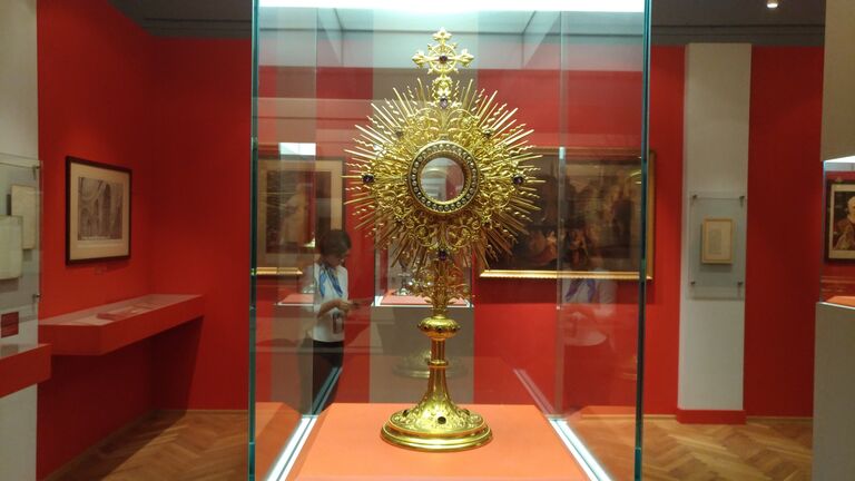 Экспонат выставки Романовы и папский престол: 1613-1917. Россия и Ватикан в Москве Экспонат выставки Романовы и папский престол: 1613-1917. Россия и Ватикан в Москве