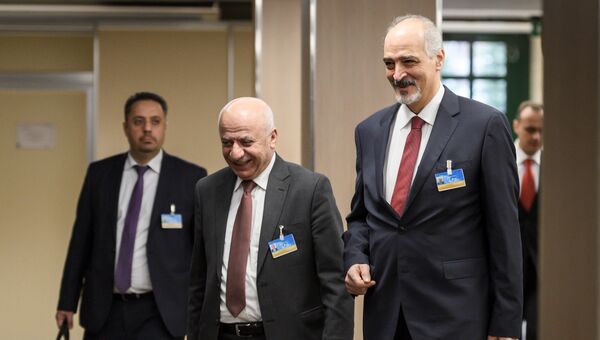 Постпред САР при ООН Башар Джаафари прибывает на встречу по переговорам по Сирии в ООН в Женеве, Швейцария. Архивное фото