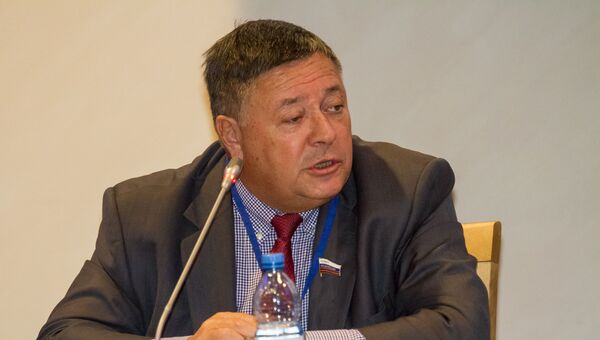 Председатель Комиссии Парламентского Собрания по экономической политике Сергей Калашников