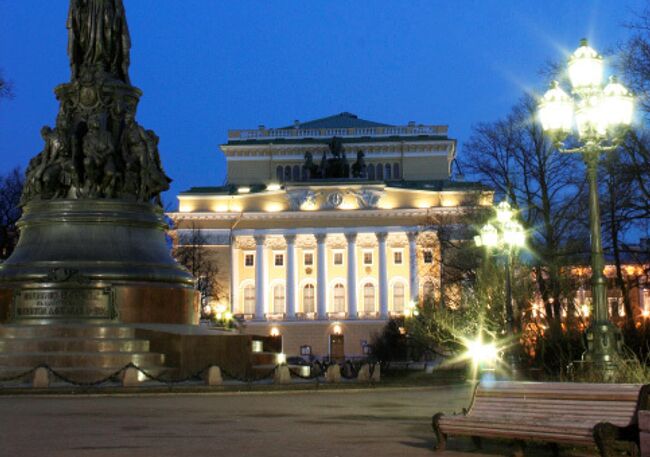 Здание Александринского театра в Санкт-Петербурге (Театр драмы им. А.С.Пушкина )