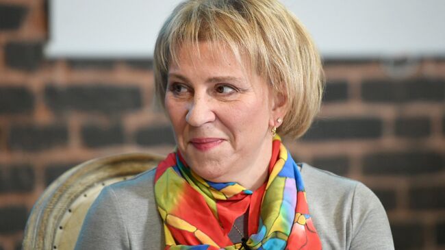 Елена Лукьянова