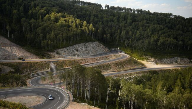 Автомобильная дорога, ведущая в туристический кластер Белокуриха-2 в Алтайском крае Автомобильная дорога, ведущая в туристический кластер Белокуриха-2 в Алтайском крае