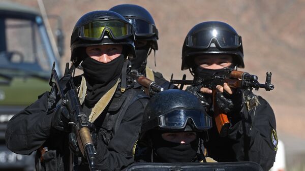 Военнослужащие спецназа МВД Киргизии во время антитеррористической операции в рамках учений ОДКБ. Архивное фото