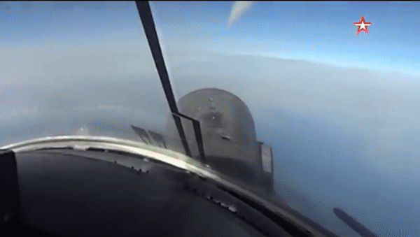 Глазами пилота: воздушный бой и ракетный удар сняли из кабины Су-25