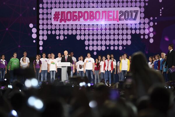 Год добровольца придаст импульс развитию волонтерского движения в России Год добровольца придаст импульс развитию волонтерского движения в России