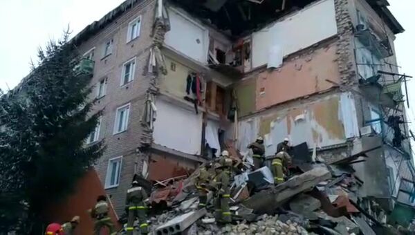 Последствия обрушения части жилого дома в городе Юрьевец Ивановской области. 22 декабря 2017