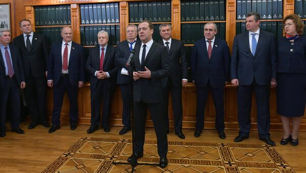 Дмитрий Медведев во время посещения Государственной Думы РФ. 22 декабря 2017