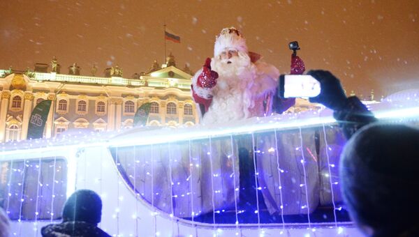 Встреча Деда Мороза из Великого Устюга в Санкт-Петербурге. Архивное фото