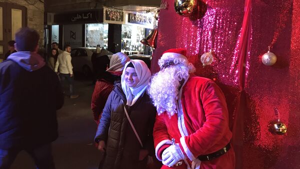 Рождественские гуляния в историческом центре Дамаска район Баб-Шарки и Баб-Тума. 25 декабря 2017