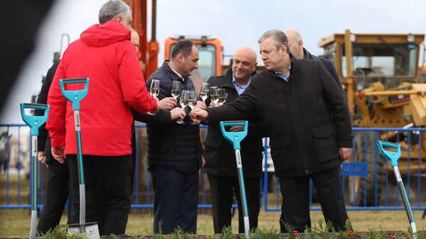 Премьер-министр Грузии Георгий Квирикашвили на церемонии старта строительства глубоководного порта в черноморском городе Анаклия