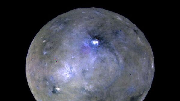 Карликовая планета Церера, снятая космическим аппаратом Dawn