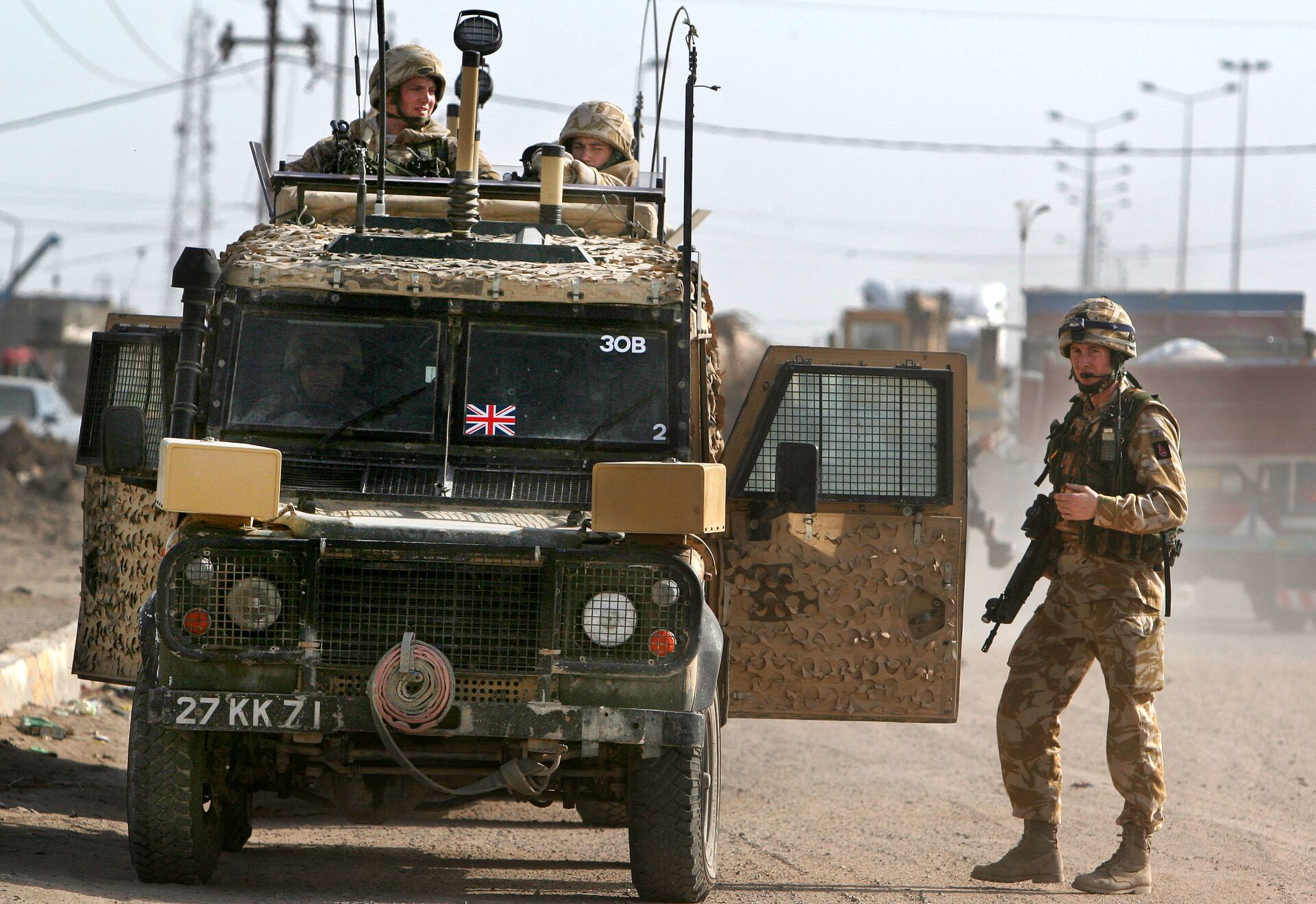 Британские военные патрулируют территорию в городе Басра, Ирак - РИА Новости, 1920, 26.10.2021