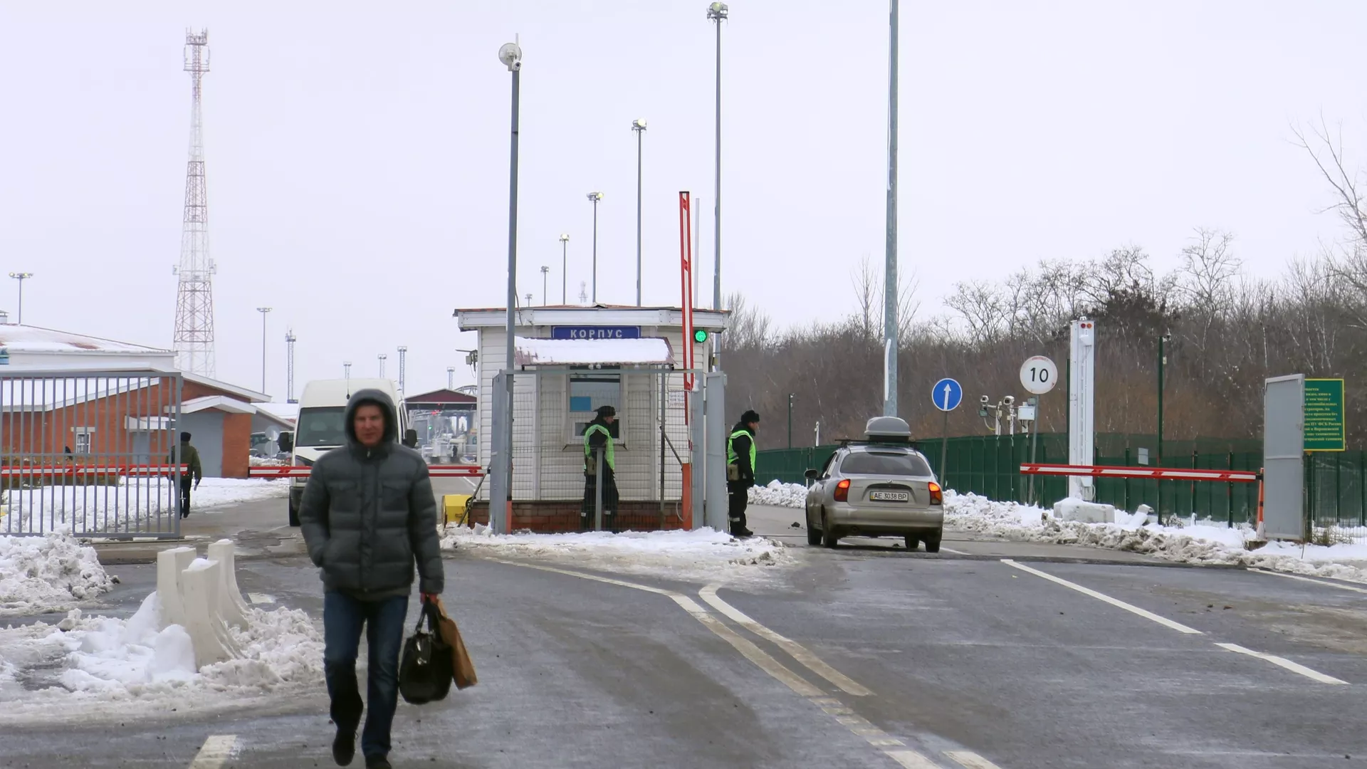 Пункт пропуска Нехотеевка на российско-украинской границе в Белгородской области - РИА Новости, 1920, 07.12.2020