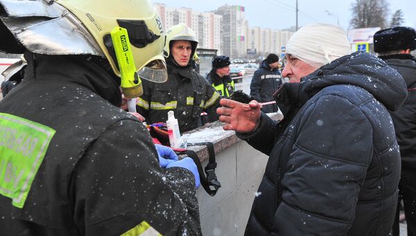 Водитель автобуса В.Тихонов на месте ДТП на Кутузовском проспекте