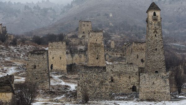 Традиционные вайнахские башни в горах Ингушетии