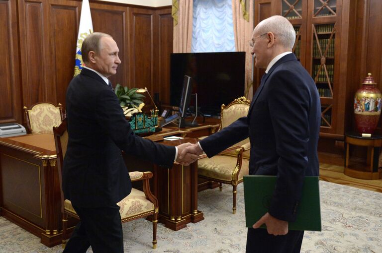 Президент России Владимир Путин и глава Республики Башкортостан Рустэм Хамитов