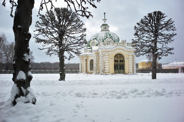 В московском парке Кусково зимой