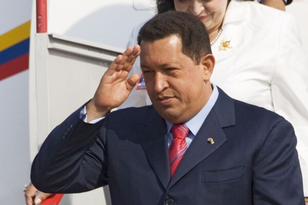 Президент Венесуэлы Уго Чавес прибыл с первым визитом в Туркмению