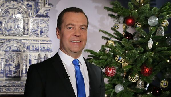Дмитрий Медведев во время поздравления россиян с Новым годом в резиденции Горки. 31 декабря 2017