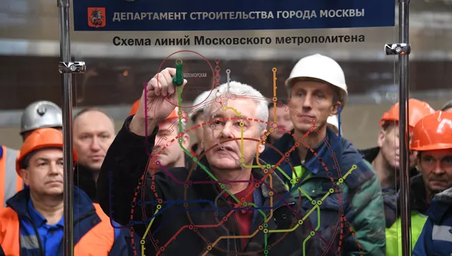 Мэр Москвы Сергей Собянин на торжественной церемонии открытия станции метро Ховрино в Москве. 31 декабря 2017