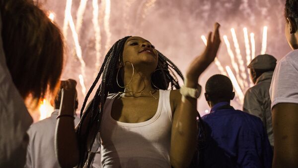 Во время празднования Нового года в Йоханнесбурге, ЮАР