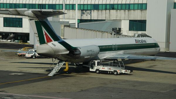 Самолет итальянской авиакомпании Alitalia. Архивное фото