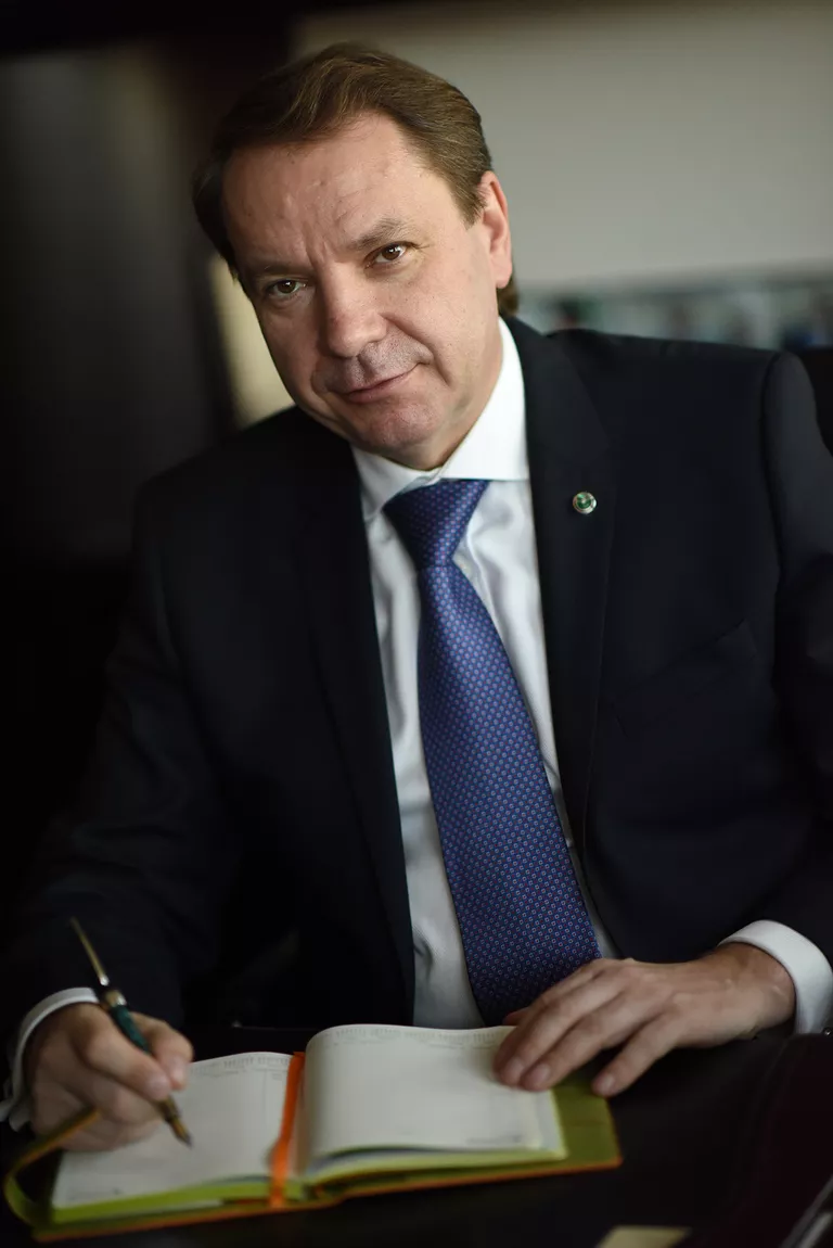 Заместитель председателя правления Сбербанка Станислав Кузнецов Заместитель председателя правления Сбербанка Станислав Кузнецов