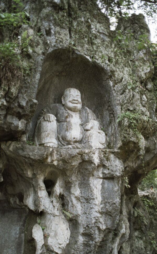 Пещерный храм в Китае