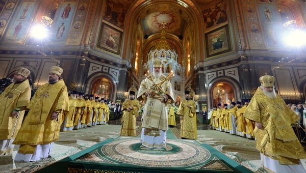 Патриарх Московский и всея Руси Кирилл во время Рождественского богослужения в храме Христа Спасителя в Москве