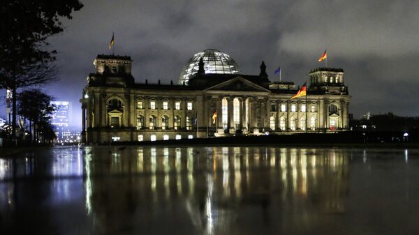 Здание немецкого парламента Бундестага. Архивное фото