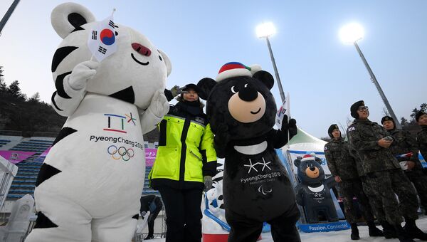 Талисманы зимних Олимпийских игр 2018 и зимних Паралимпийских игр 2018 в Пхенчхане. Архивное фото