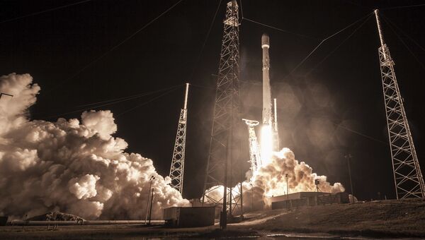 Запуск ракеты Falcon 9 на мысе Канаверал со спутником «Zuma» в США. 7 января 2018