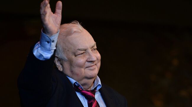 Актёр Михаил Державин на своём юбилейном вечере Любимый МихМих! Тебе 80! в Театре сатиры