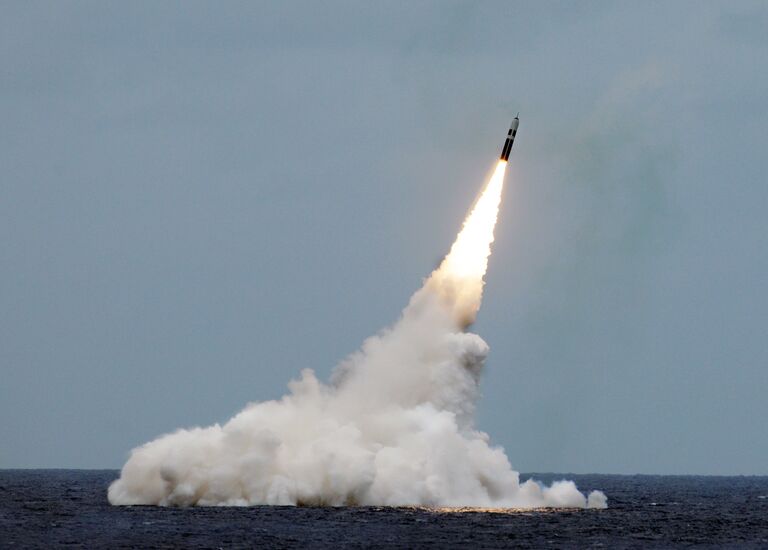 Пуск ракеты подводного базирования Trident II D5 Пуск ракеты подводного базирования Trident II D5