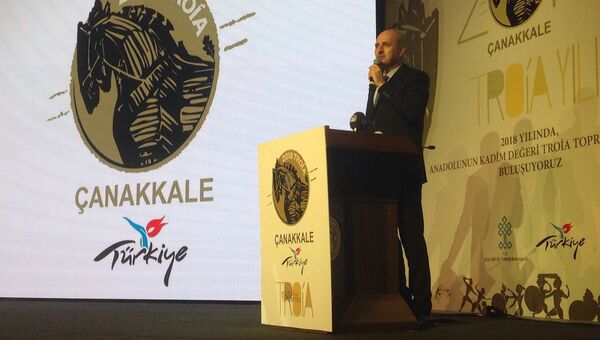 Министр культуры и туризма Турции Нуман Куртулмуш на цермонии открытия Года Трои