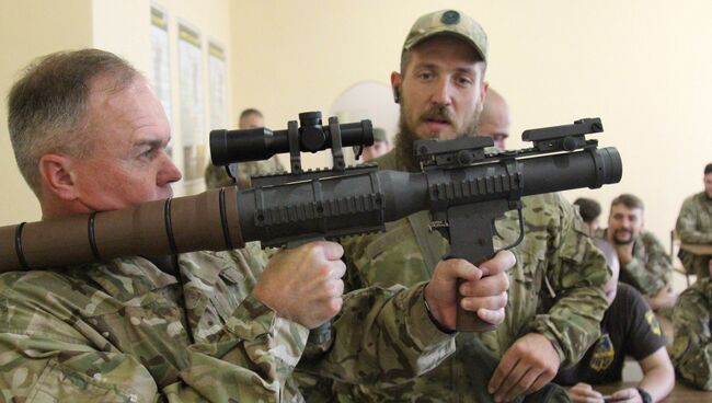 Удаленное с сайта батальона Азов фото американского гранатомета PSRL-1